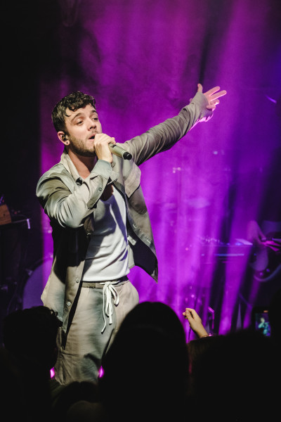 Luca Hänni / Support: Remo Forrer &middot; Mühle Hunziken