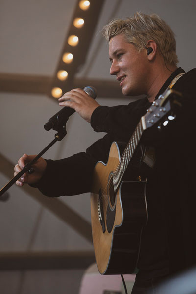 Marius Bear &middot; Mühle Hunziken