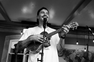 Matthew Mole / Support: Pat Burgener &middot; Mühle Hunziken