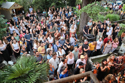 Matthew Mole / Support: Pat Burgener &middot; Mühle Hunziken