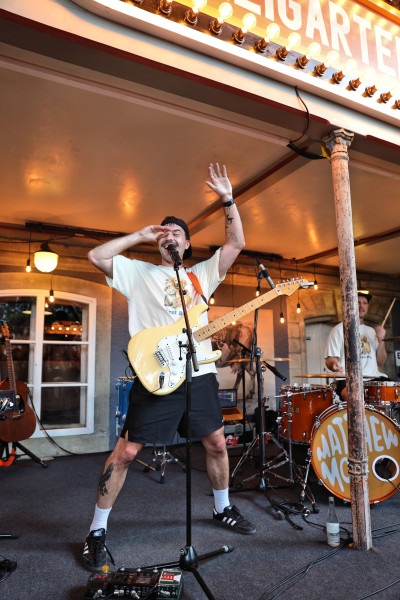 Matthew Mole / Support: Pat Burgener &middot; Mühle Hunziken