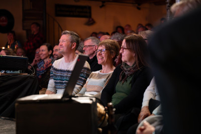 Nächste Kreuzung Afrika &middot; Mühle Hunziken