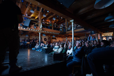 Nächste Kreuzung Afrika &middot; Mühle Hunziken