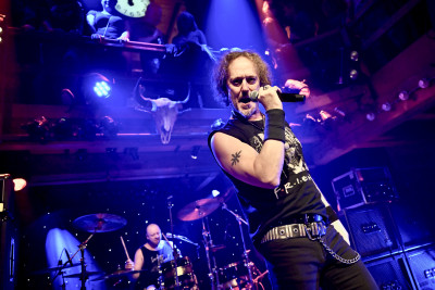 Nazareth / Support: Power State &middot; Mühle Hunziken