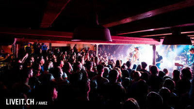 Red Shoes / Support: Container 6 &middot; Mühle Hunziken