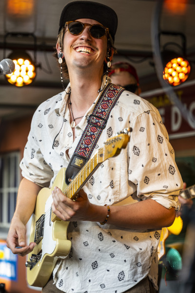 Rooftop Sailors / Support: Gary Twins &middot; Mühle Hunziken