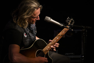 Russ Ballard / Support: Michael Voss & Van de Forst &middot; Mühle Hunziken