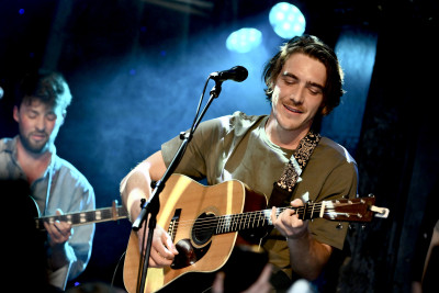 Ryan Harris / Support: Ben Morgan &middot; Mühle Hunziken