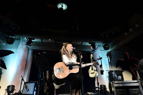 Sarah Lesch / Support: Coucou &middot; Mühle Hunziken