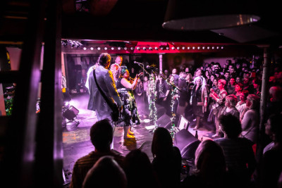 Schnulze & Schnultze &middot; Mühle Hunziken