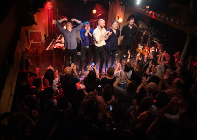 Sivert Høyem / Support: Fay Wildhagen &middot; Mühle Hunziken