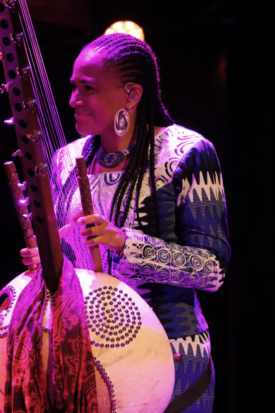 Sona Jobarteh &middot; Mühle Hunziken