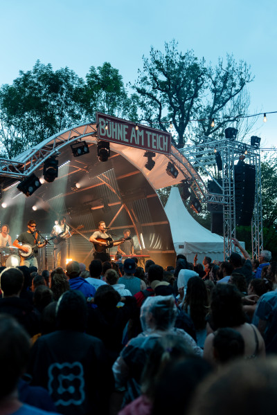 Sons of the East Openair / Support: Niamh McCrystal &middot; Mühle Hunziken