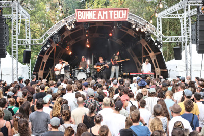 Sons of the East Openair / Support: Niamh McCrystal &middot; Mühle Hunziken