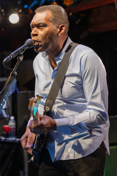 The Robert Cray Band &middot; Mühle Hunziken