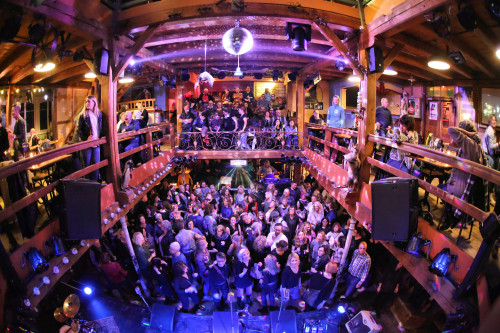 Ü44-Party mit  The Poorboys &middot; Mühle Hunziken
