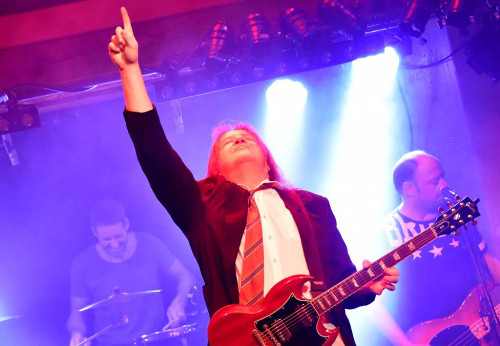 Whole Lotta DC &middot; Mühle Hunziken