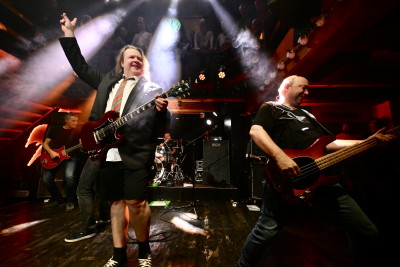 Whole Lotta DC &middot; Mühle Hunziken