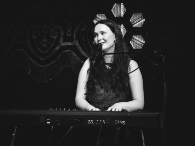 Zoë Më / Support: Milla &middot; Mühle Hunziken